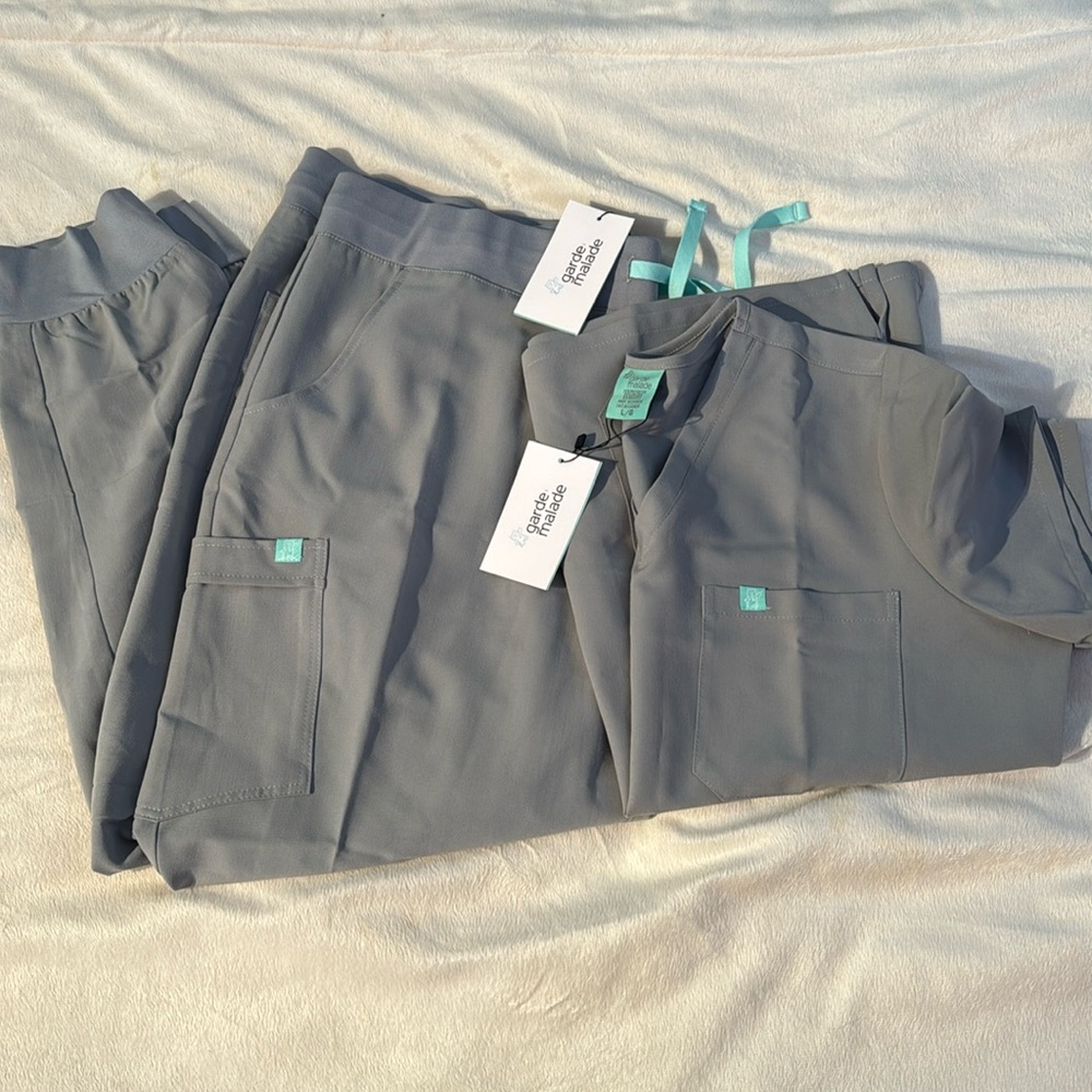 Garde Malade scrub set